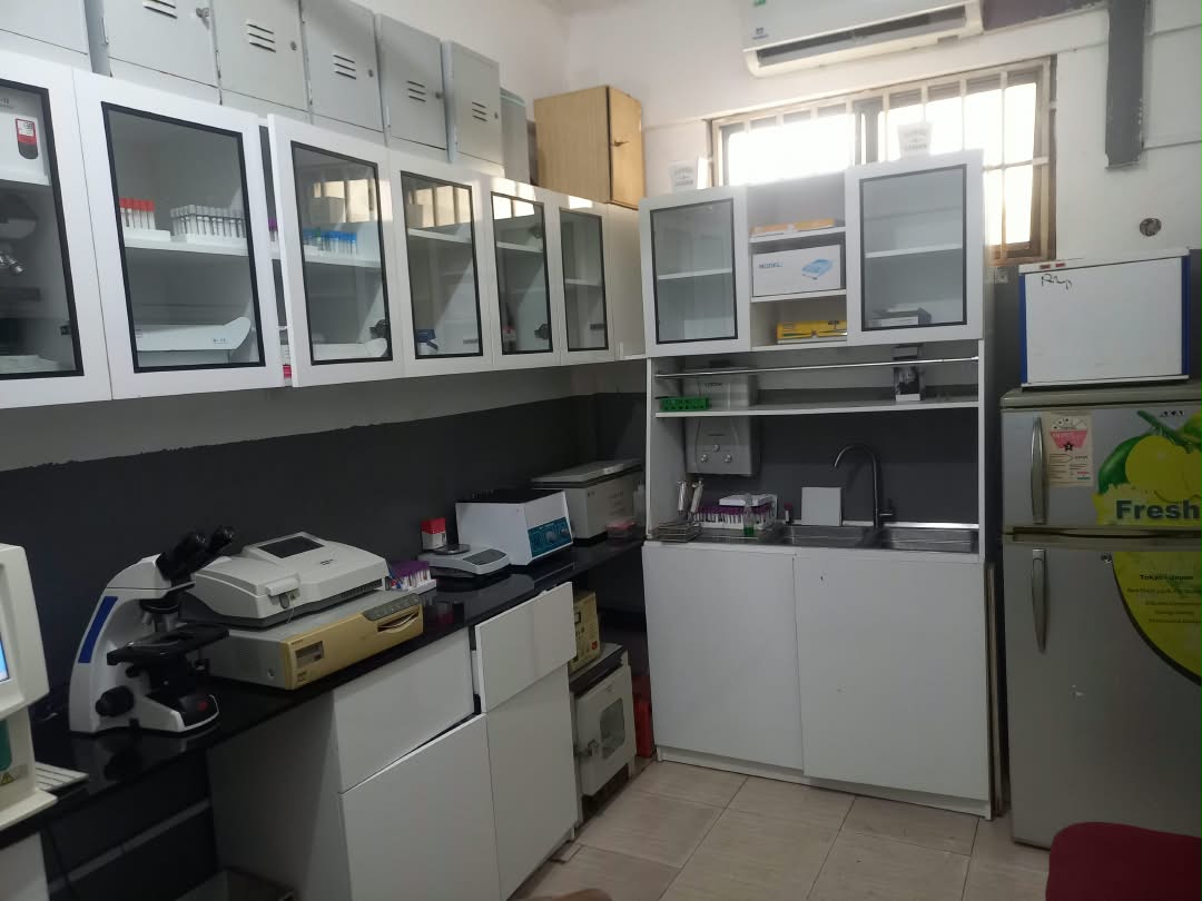 Our laboratory with microscopes and analysers